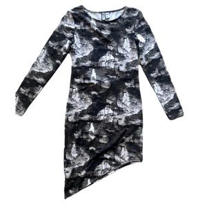 NWOT H&M Divided Long Sleeve Asymmetrical Dress